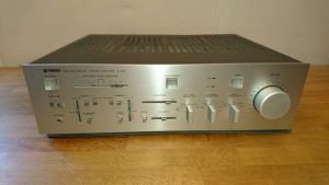 Yamaha A-960 silber