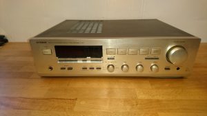 Luxman R-351