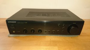 Pioneer A-105