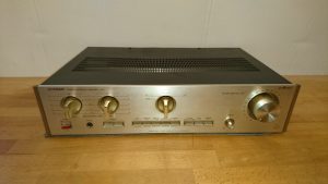 Luxman L-215