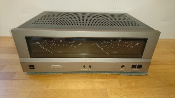 Hitachi HMA-7500 MKII