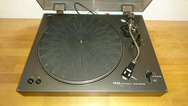 Akai AP-001C Grau – Bild 2