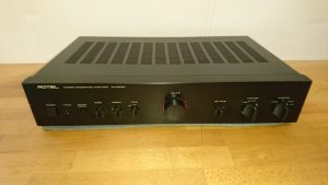 Rotel RA-930BX