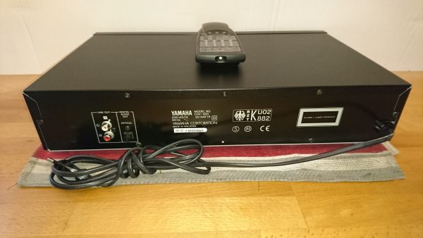 Yamaha CDX-470 – Bild 3