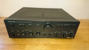 Onkyo A-8300