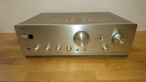 Onkyo A-9511 silber