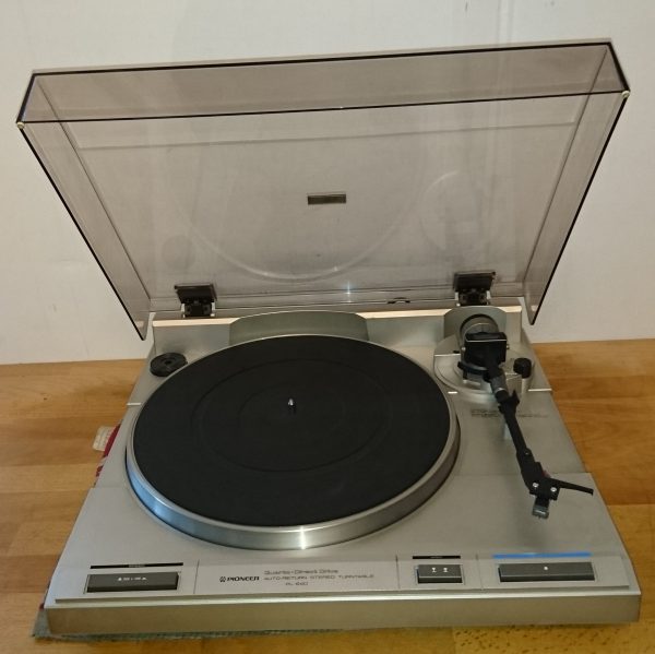 Pioneer PL-640