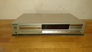 Technics SL-P230