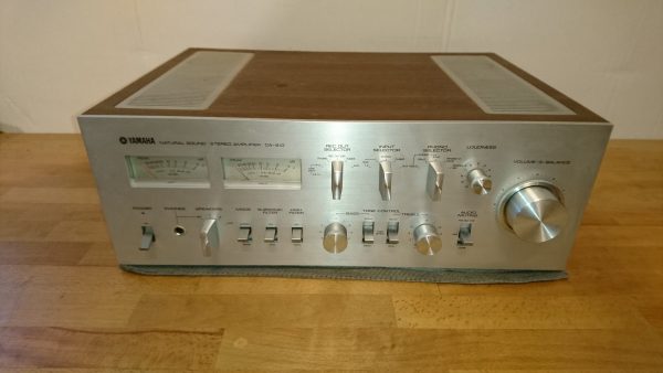 Yamaha CA-810