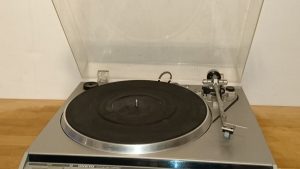 Onkyo CP-1022A silber