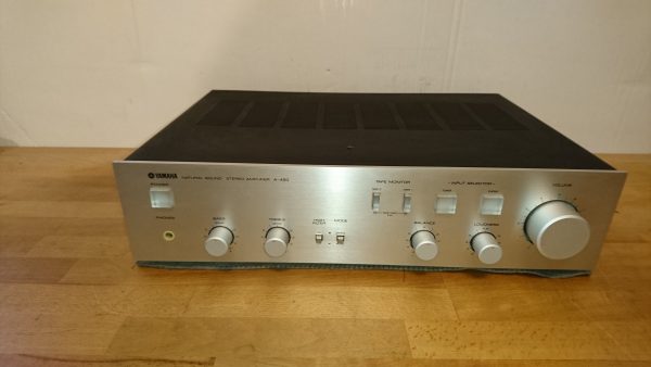 Yamaha A-450 silber