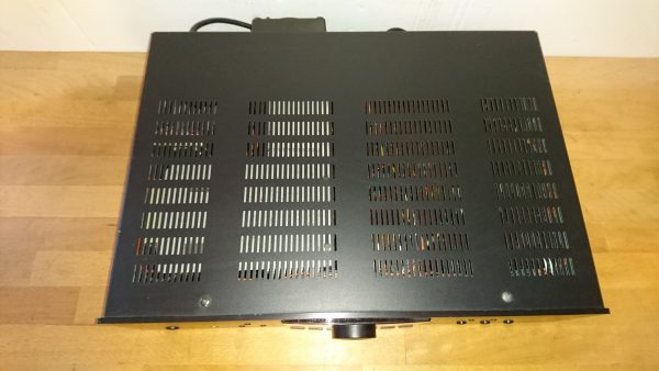 Akai AM-3000 – Bild 2