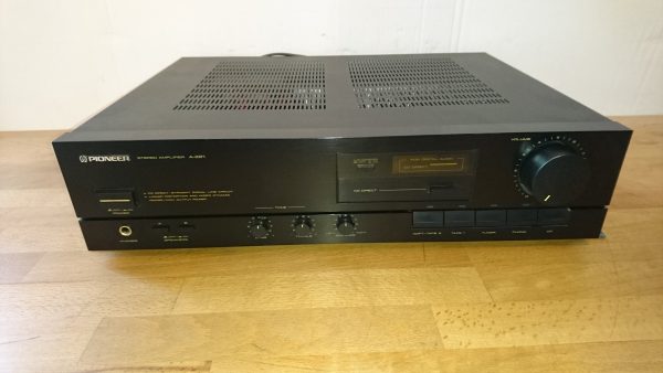 Pioneer A-221