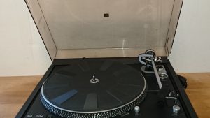 Dual CS 704 Schwarz
