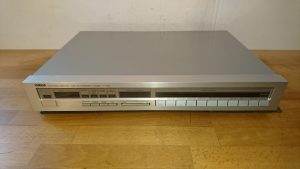 Yamaha T-720 silber
