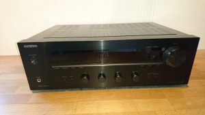 Onkyo TX-8020