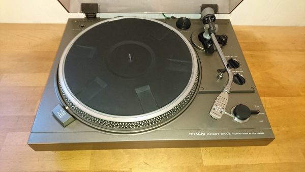 Hitachi HT-355 – Bild 2