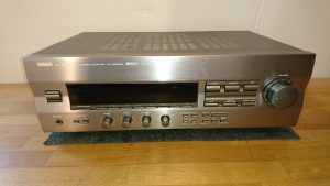 Yamaha RX-396 RDS silber