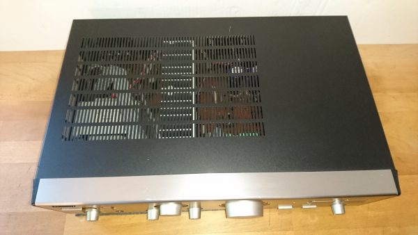 Onkyo A-8830 silber – Bild 2