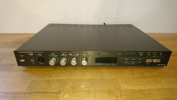 Grundig SR-1000