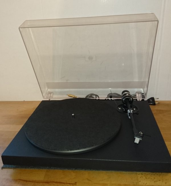 Pro-Ject 1