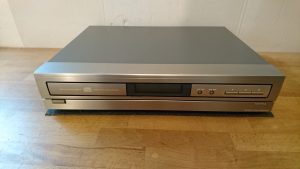 Denon DCD-210