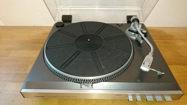 Toshiba SR-F325 – Bild 2