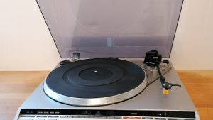 Onkyo CP-1046F silber