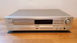 Denon DRS-610 silber