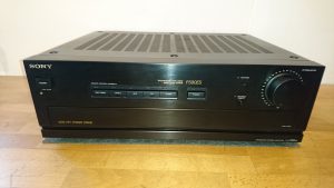 Sony TA-F590ES
