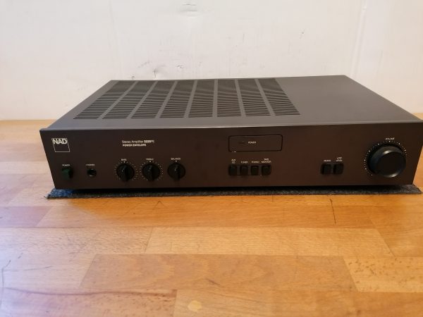 NAD 3220 PE