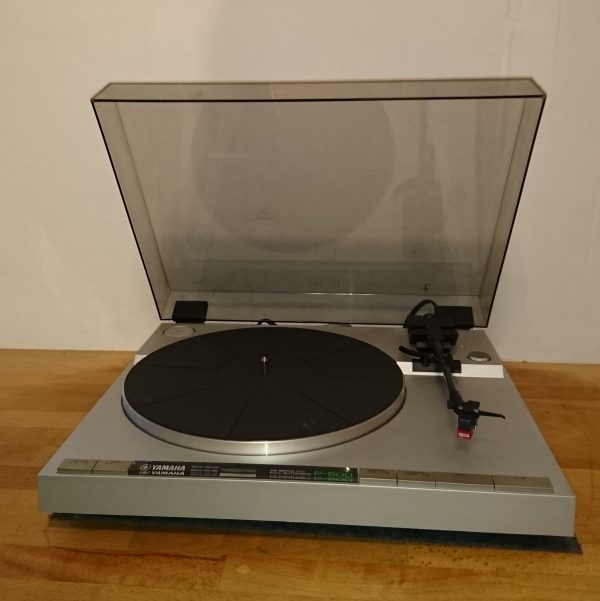 Yamaha P-500