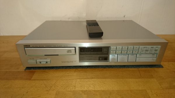 Yamaha CD-2 Silber