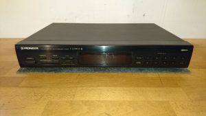 Pioneer F-203RDS