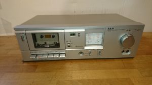 Akai CS-M3