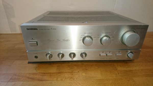 Pioneer A-616 silber