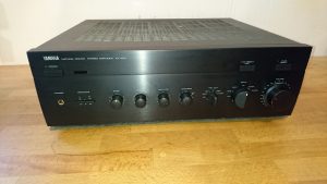 Yamaha AX-490