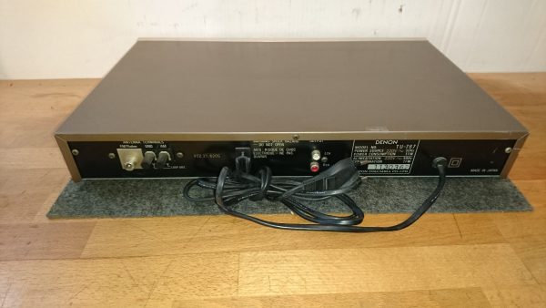 Denon TU-767 – Bild 2
