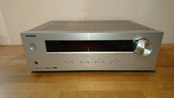 Onkyo TX-8220