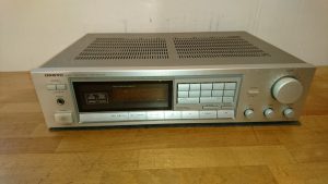 Onkyo TX-7700 silber