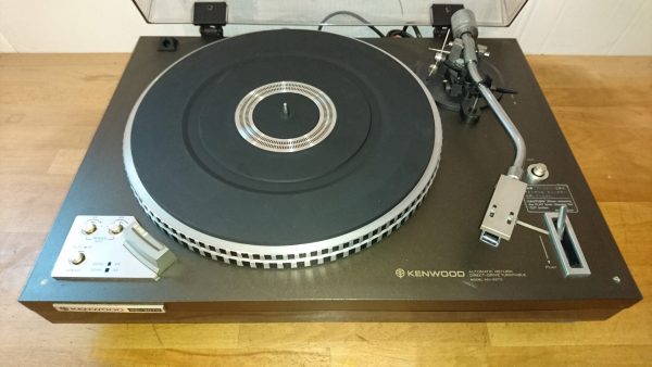 Kenwood KD-3070 – Bild 2