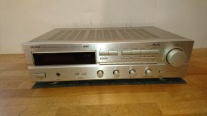 Denon DRA-545RD silber