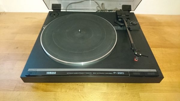 Yamaha P-220 – Bild 2