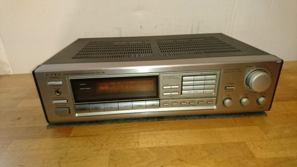Onkyo TX-7820 silber