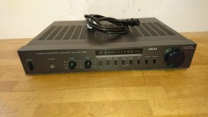 Akai AM-U22