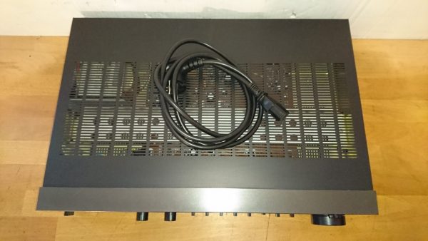 Akai AM-U22 – Bild 2
