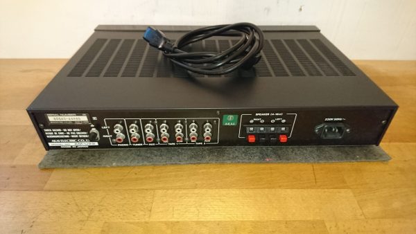 Akai AM-U22 – Bild 3
