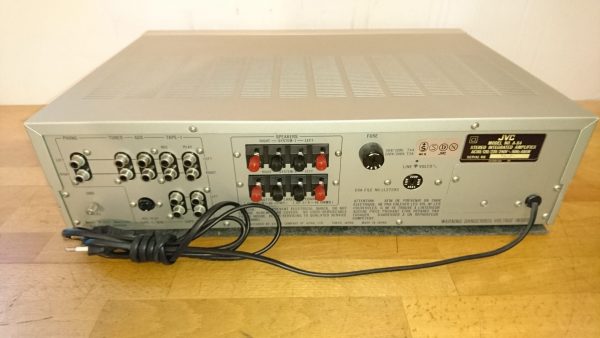 JVC AX-4 – Bild 3