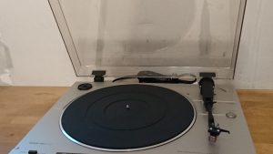 Denon DP-23F silber