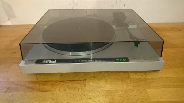 Yamaha P-200 silber – Bild 3